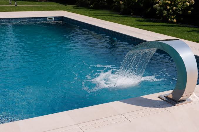 Smart Pool Construction